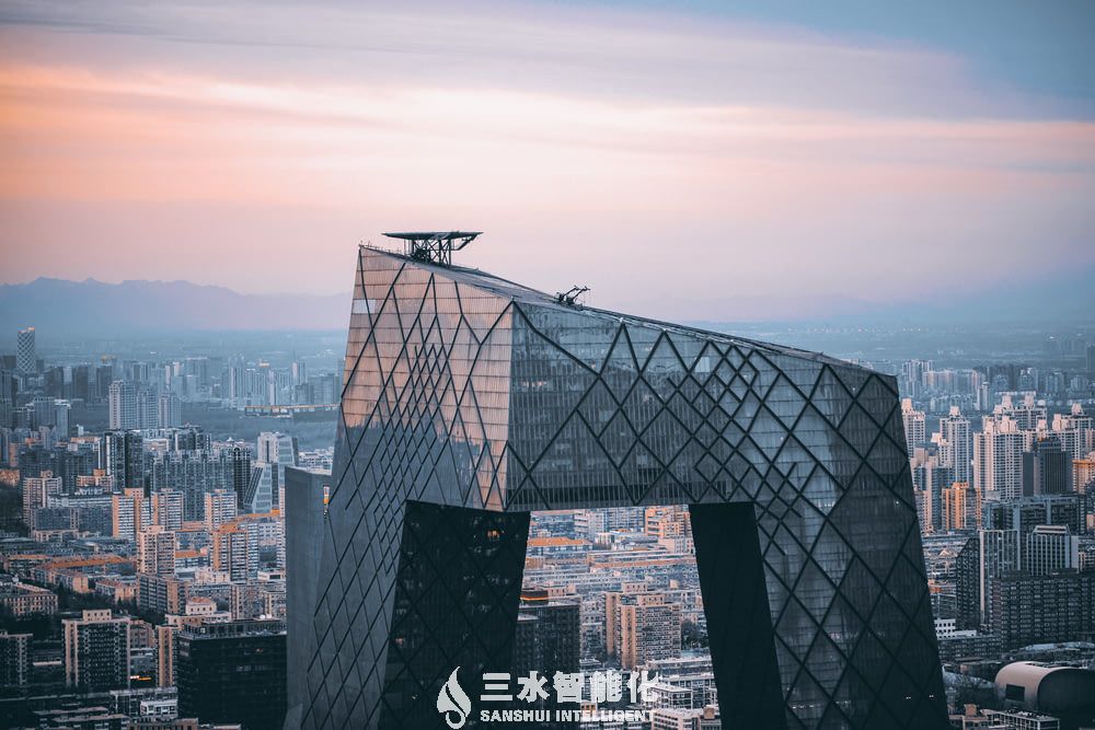 　　能源管理系統(tǒng)應(yīng)當(dāng)實(shí)現(xiàn)的功能包括控制功能、自檢功能、對時功能、安全功能、聯(lián)動功能、管理功能、故障報警、安全校驗(yàn)等功能。下面三水智能化一一講解。